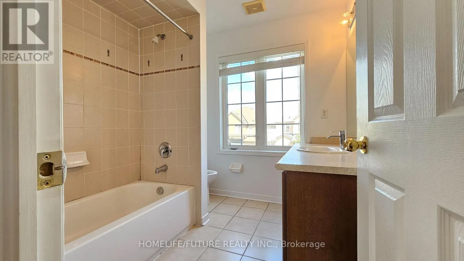 MAIN & 2 FLR - 107 JACK MONKMAN CRESCENT