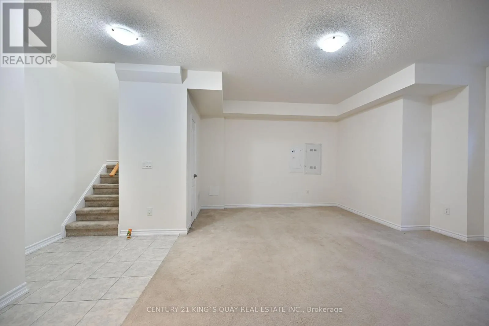 4 - 181 PARKTREE DRIVE