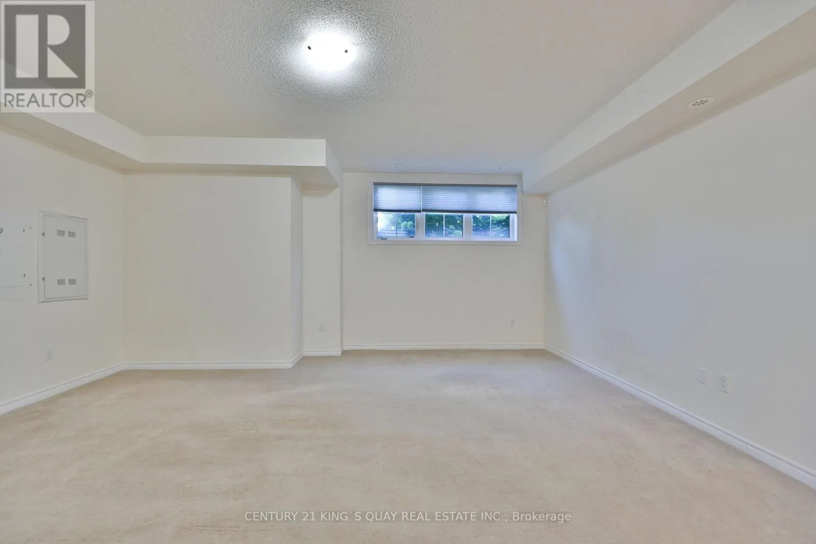 4 - 181 PARKTREE DRIVE