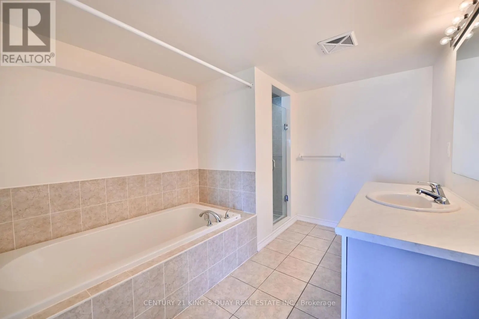 4 - 181 PARKTREE DRIVE