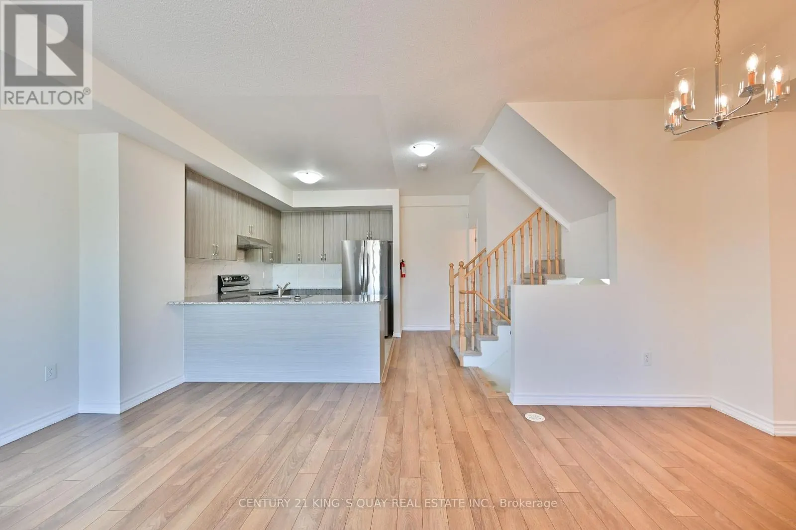4 - 181 PARKTREE DRIVE