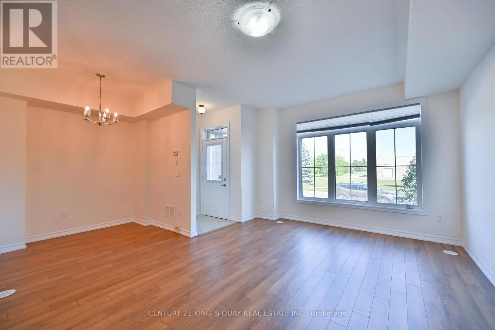 4 - 181 PARKTREE DRIVE