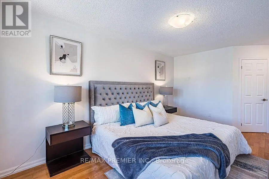 14 OPERA PLACE