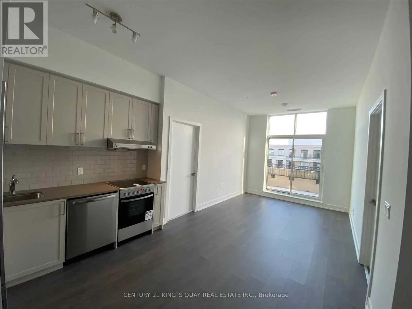 920W - 268 BUCHANAN DRIVE