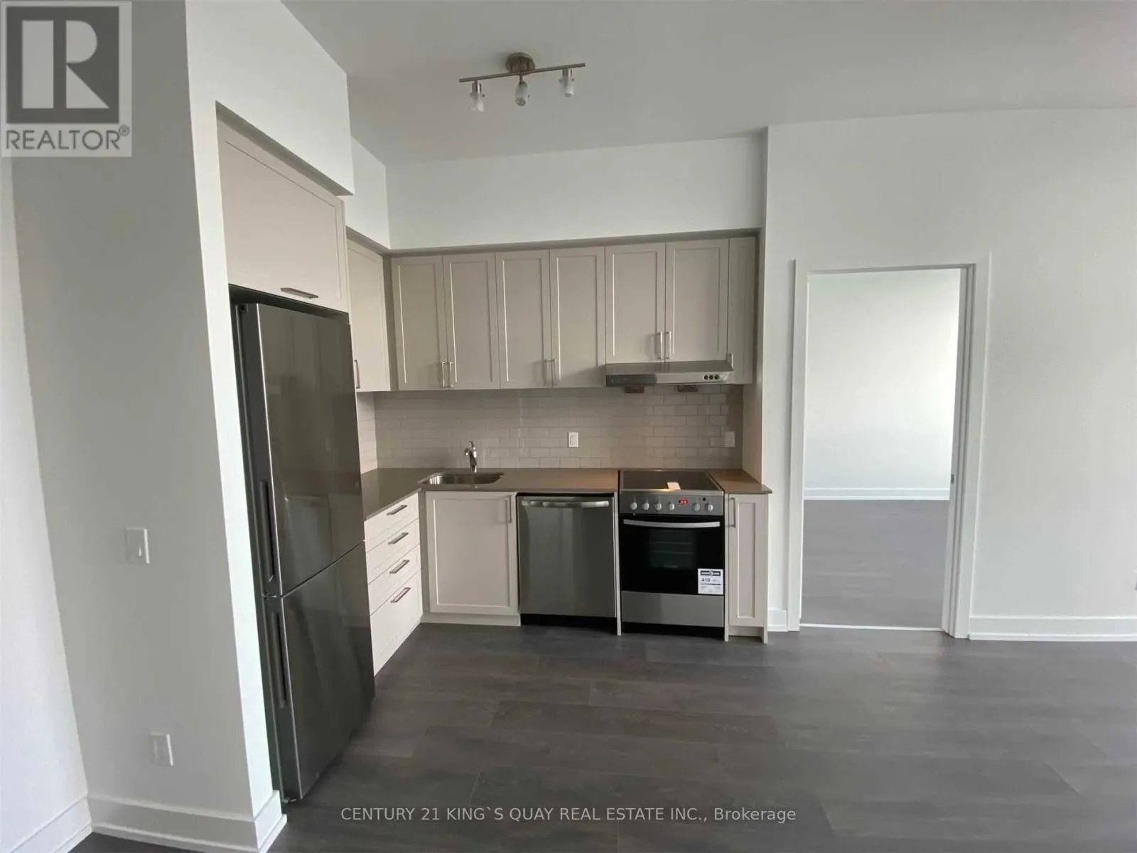 920W - 268 BUCHANAN DRIVE