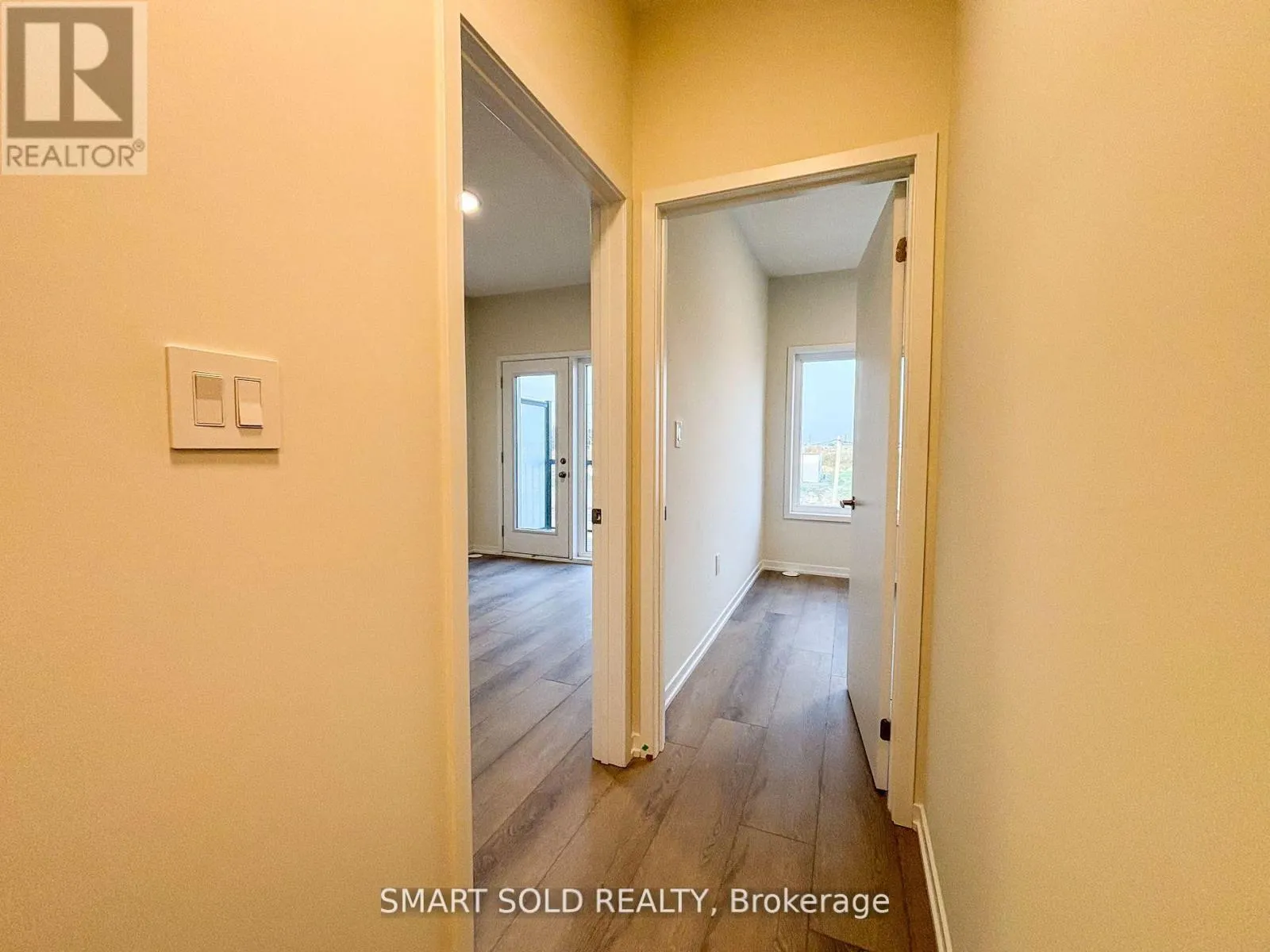 8 MATAWIN LANE