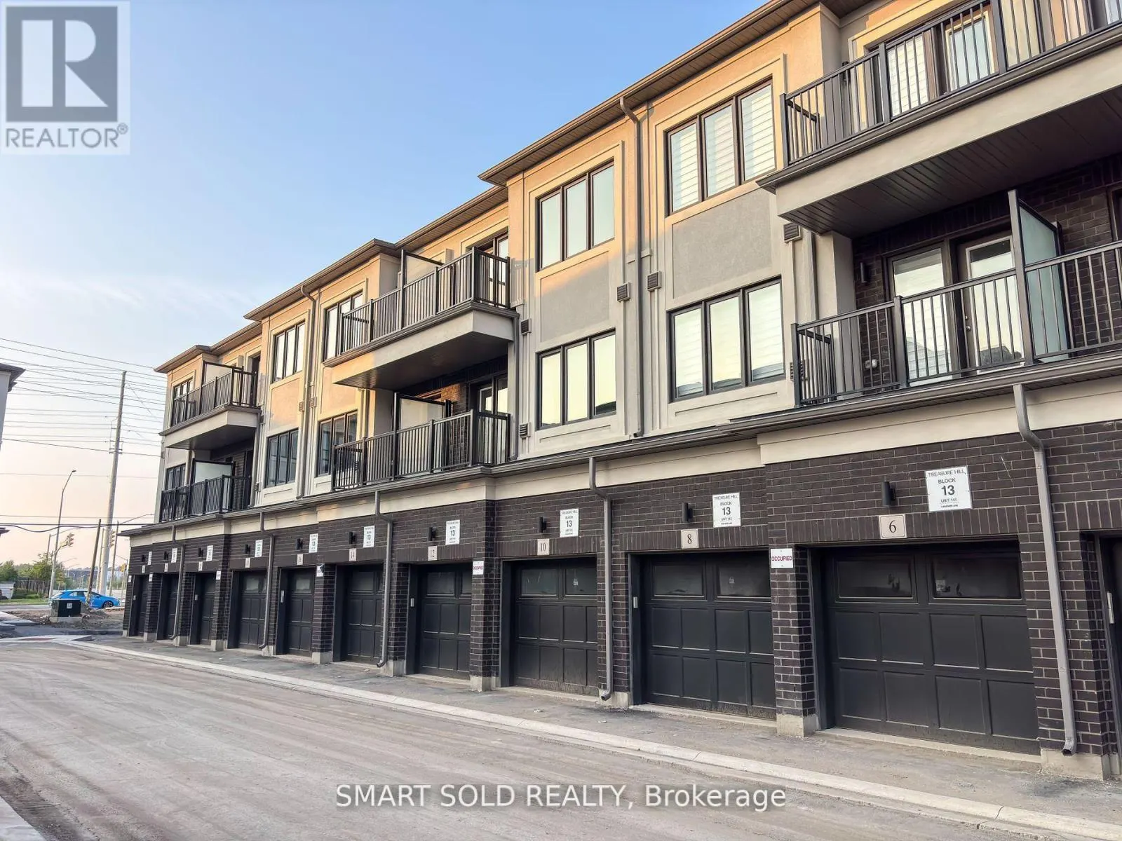 8 MATAWIN LANE