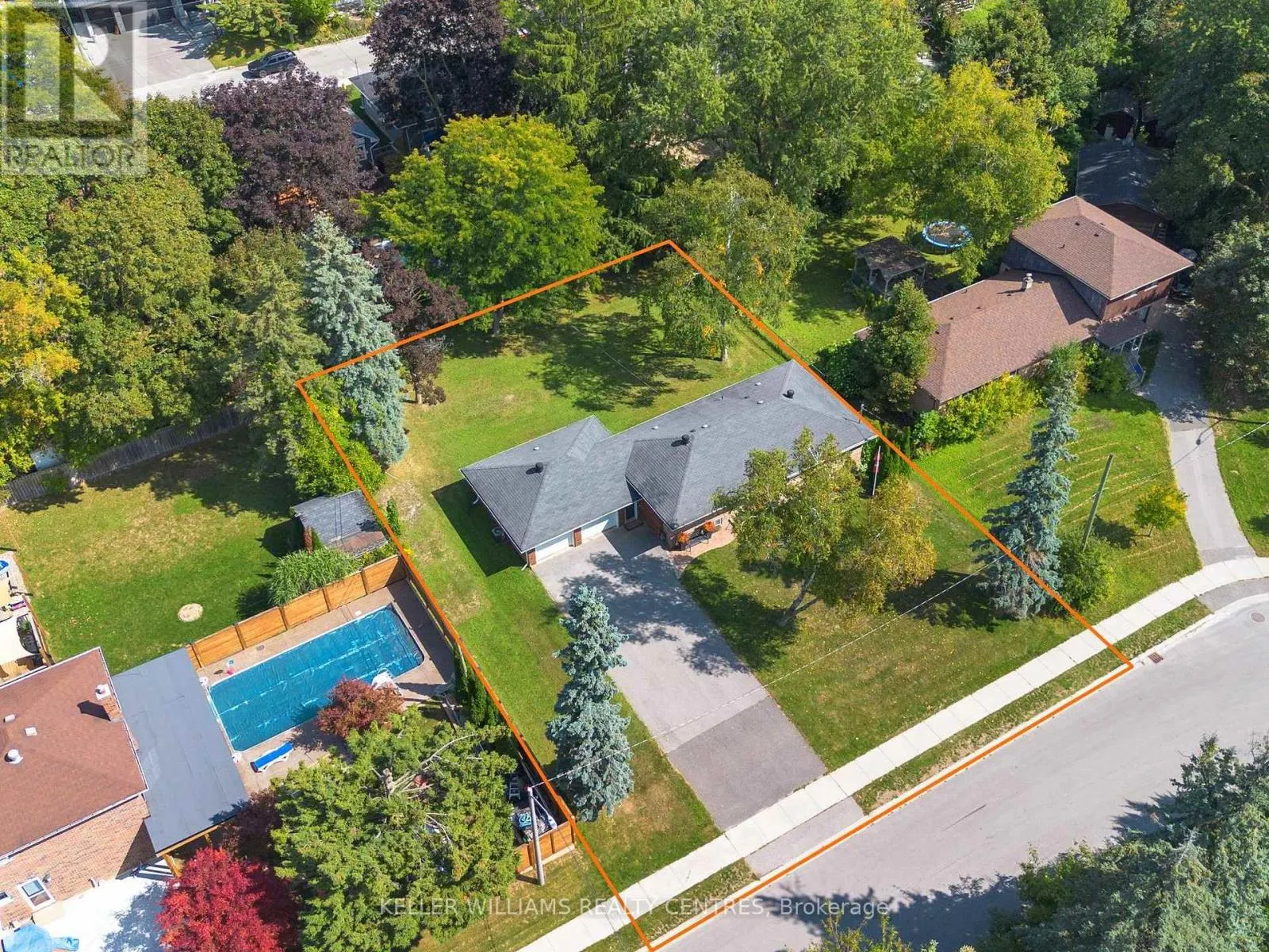 128 MAYTREE AVENUE