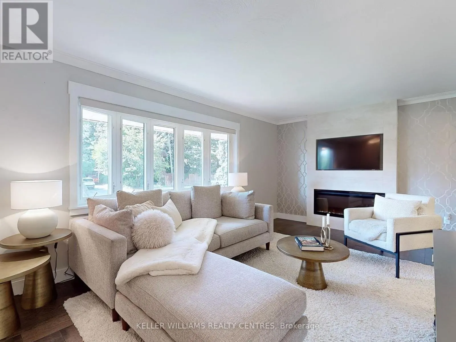 128 MAYTREE AVENUE