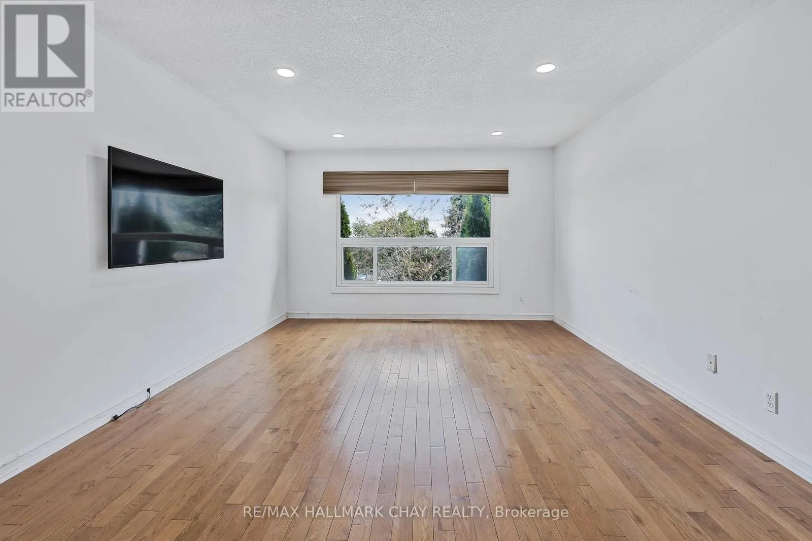 216 COLBORNE STREET