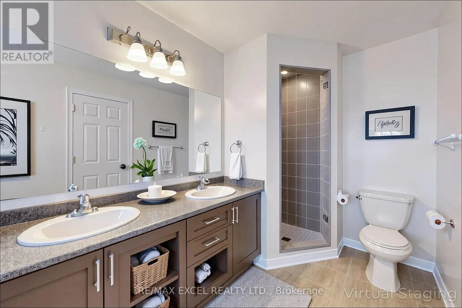 283 DUNDAS WAY