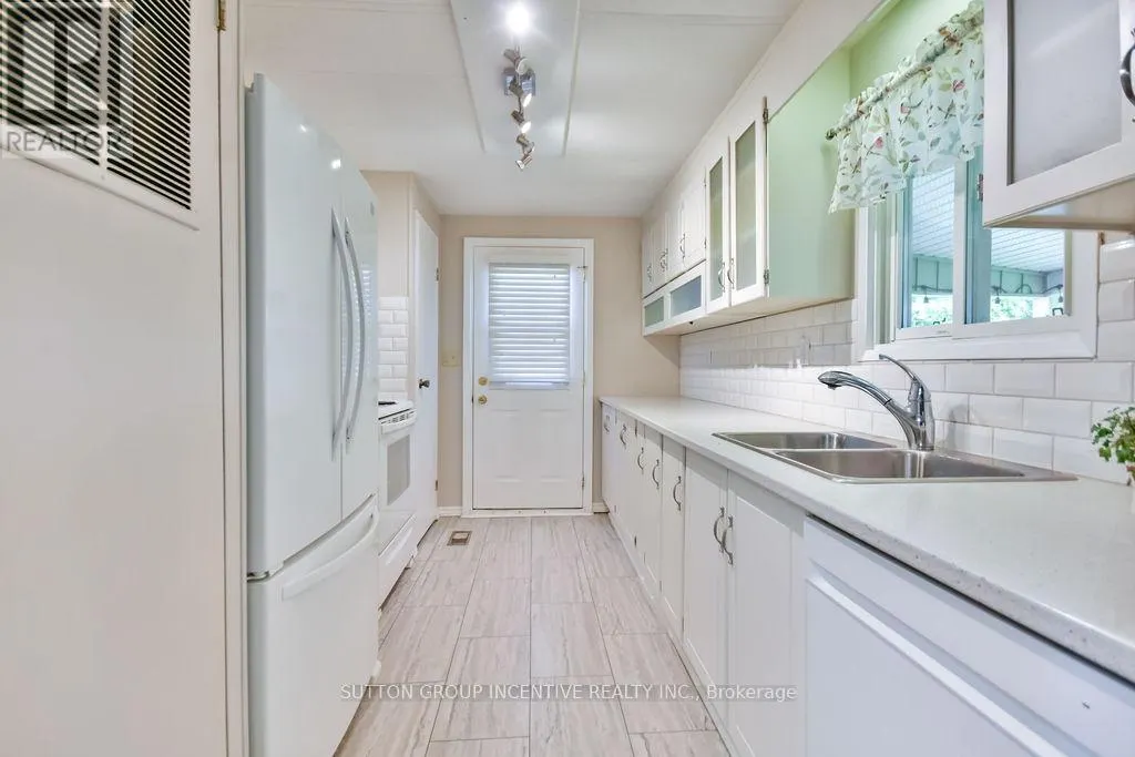 118 LINDEN LANE