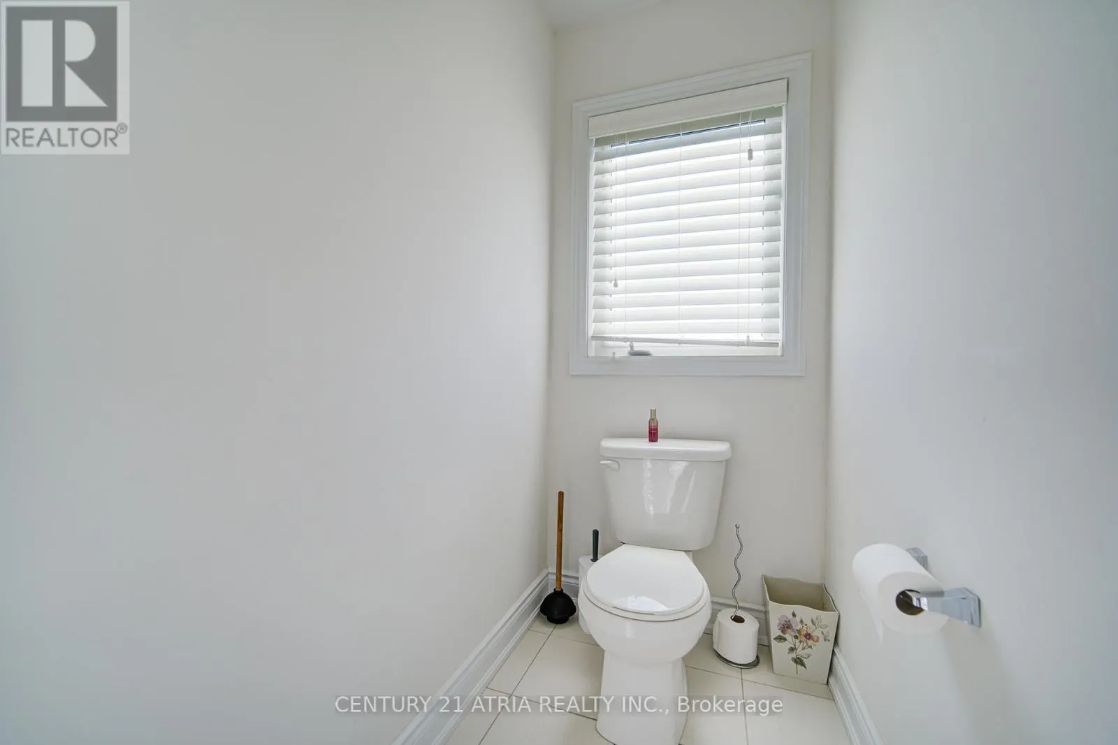 10 GLADYS ROLLING AVENUE