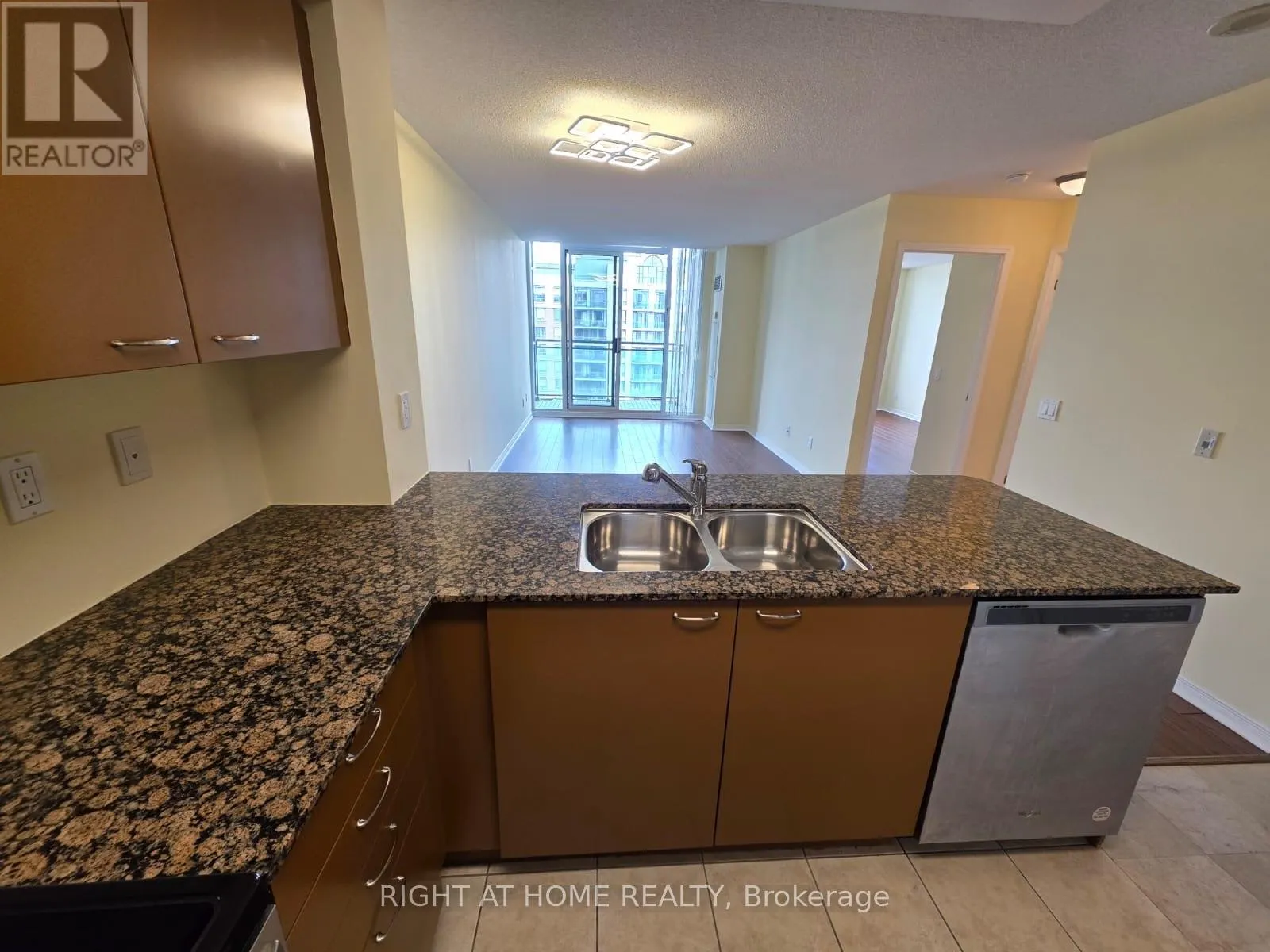 LPH7 - 310 RED MAPLE ROAD