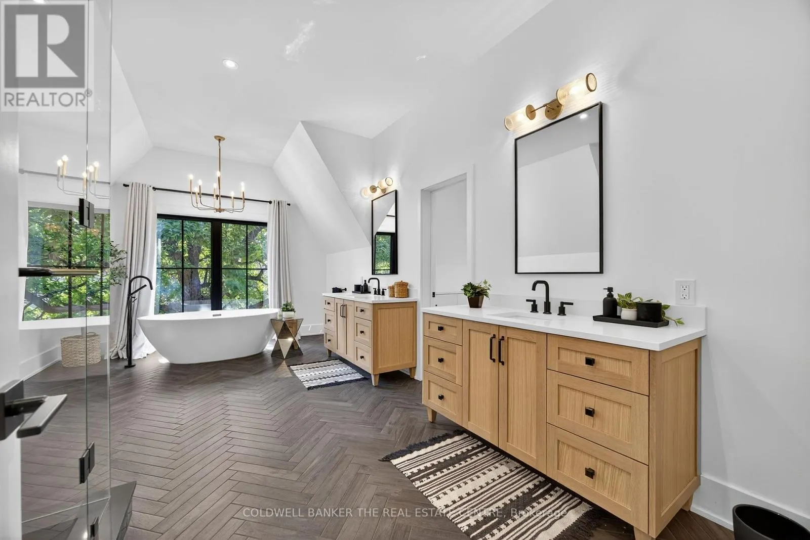 241 WOODMOUNT PLACE