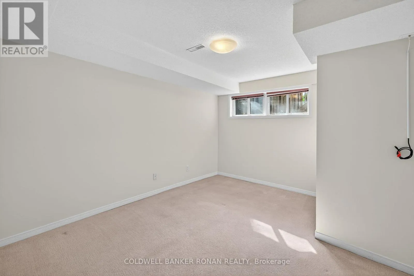 12 GLENWOOD DRIVE