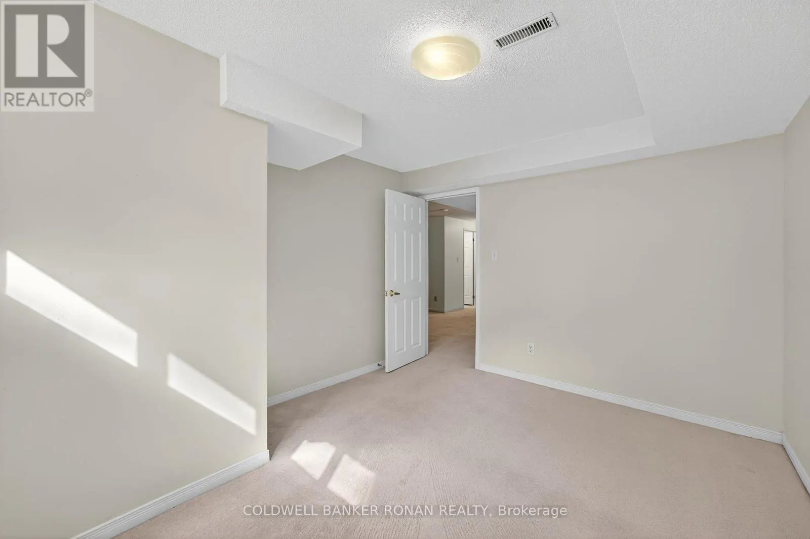 12 GLENWOOD DRIVE