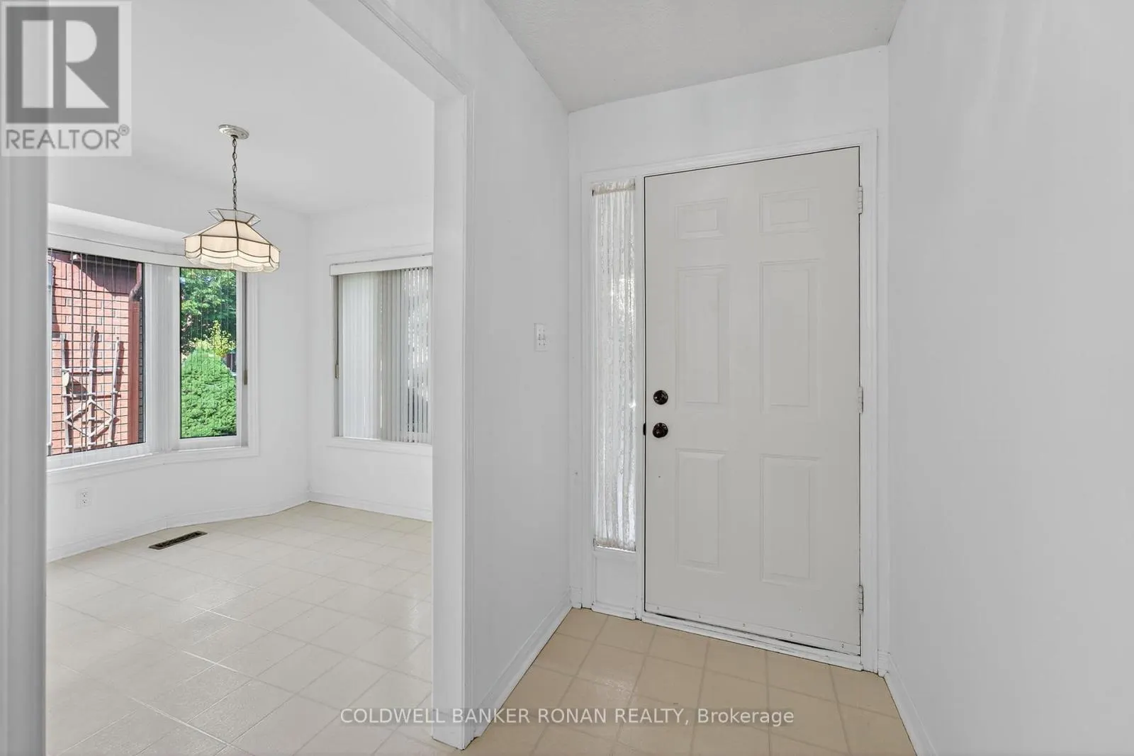 12 GLENWOOD DRIVE