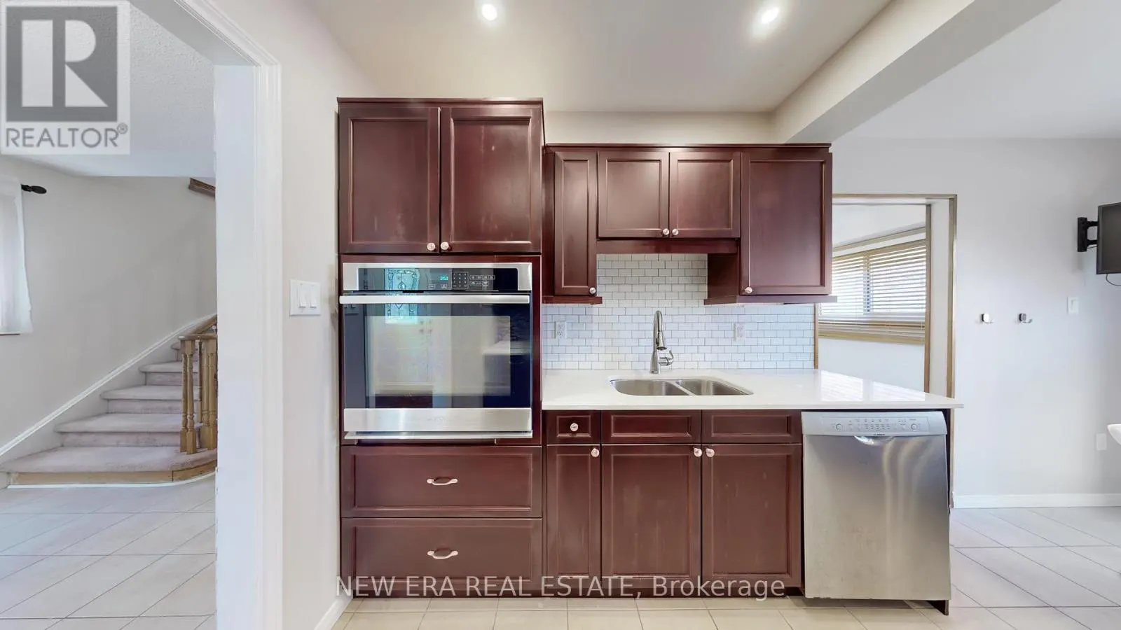 100 CHERRY HILLS ROAD