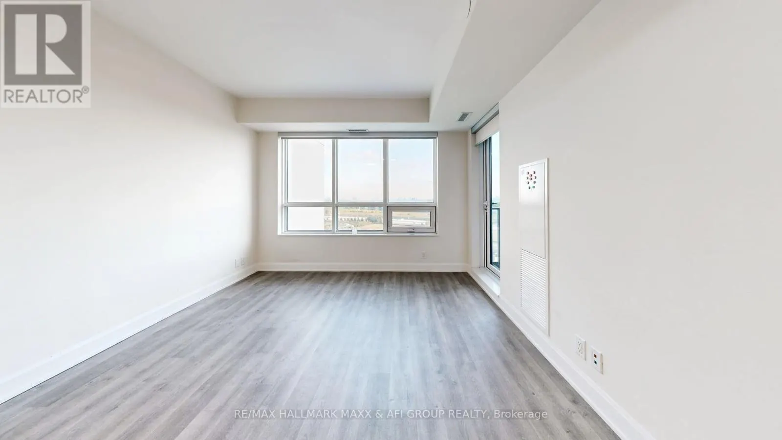 1207 - 12 GANDHI LANE