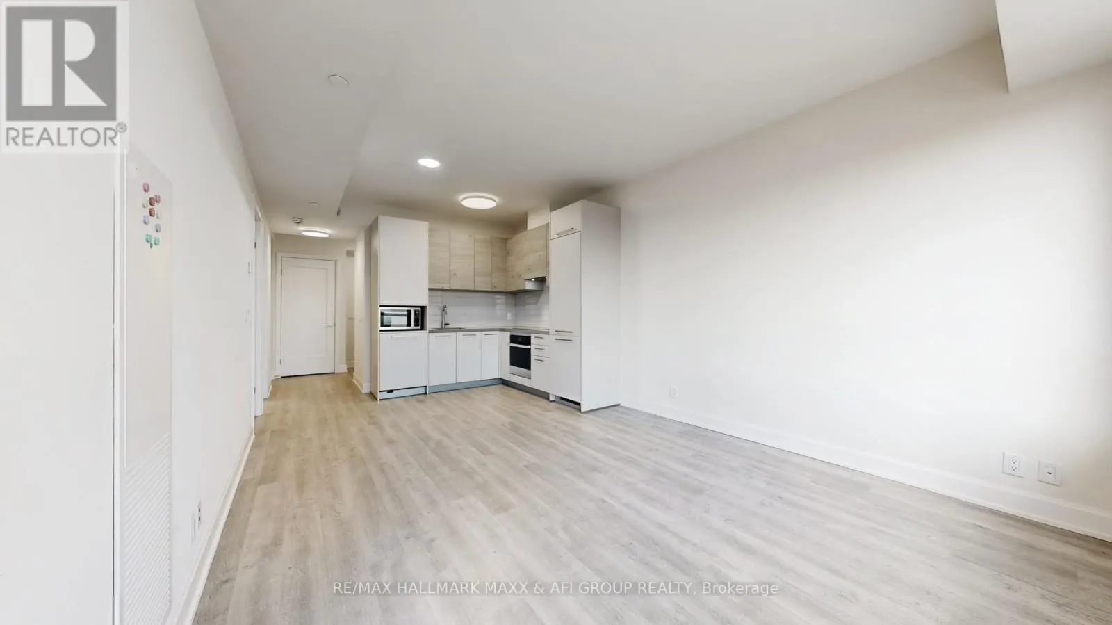 1207 - 12 GANDHI LANE