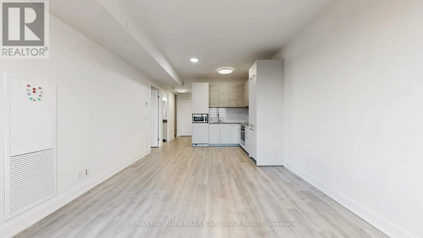 1207 - 12 GANDHI LANE
