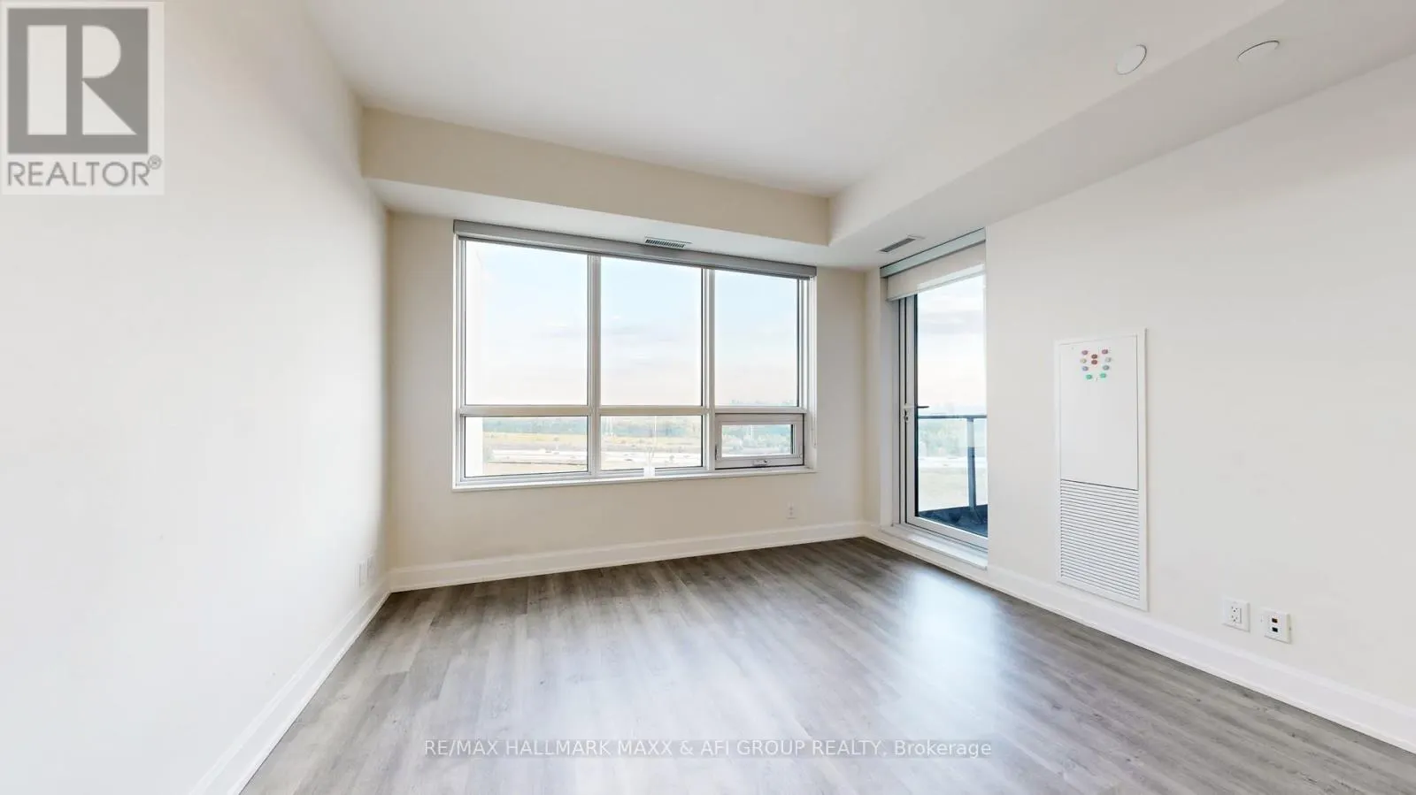 1207 - 12 GANDHI LANE