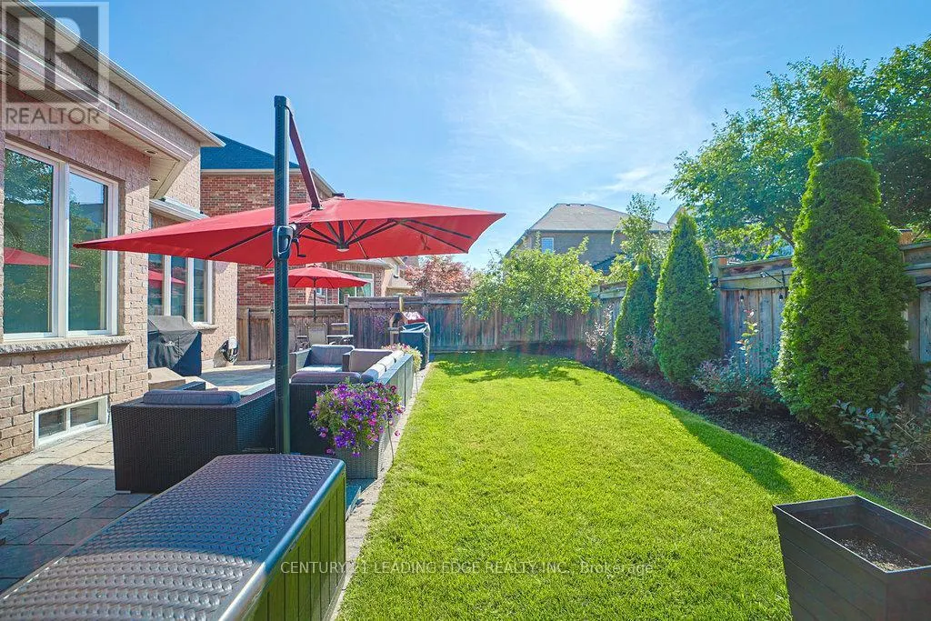 204 IVY JAY CRESCENT
