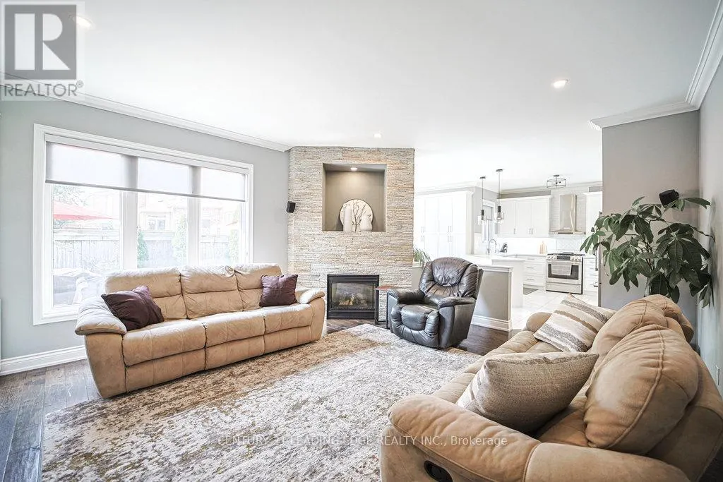 204 IVY JAY CRESCENT