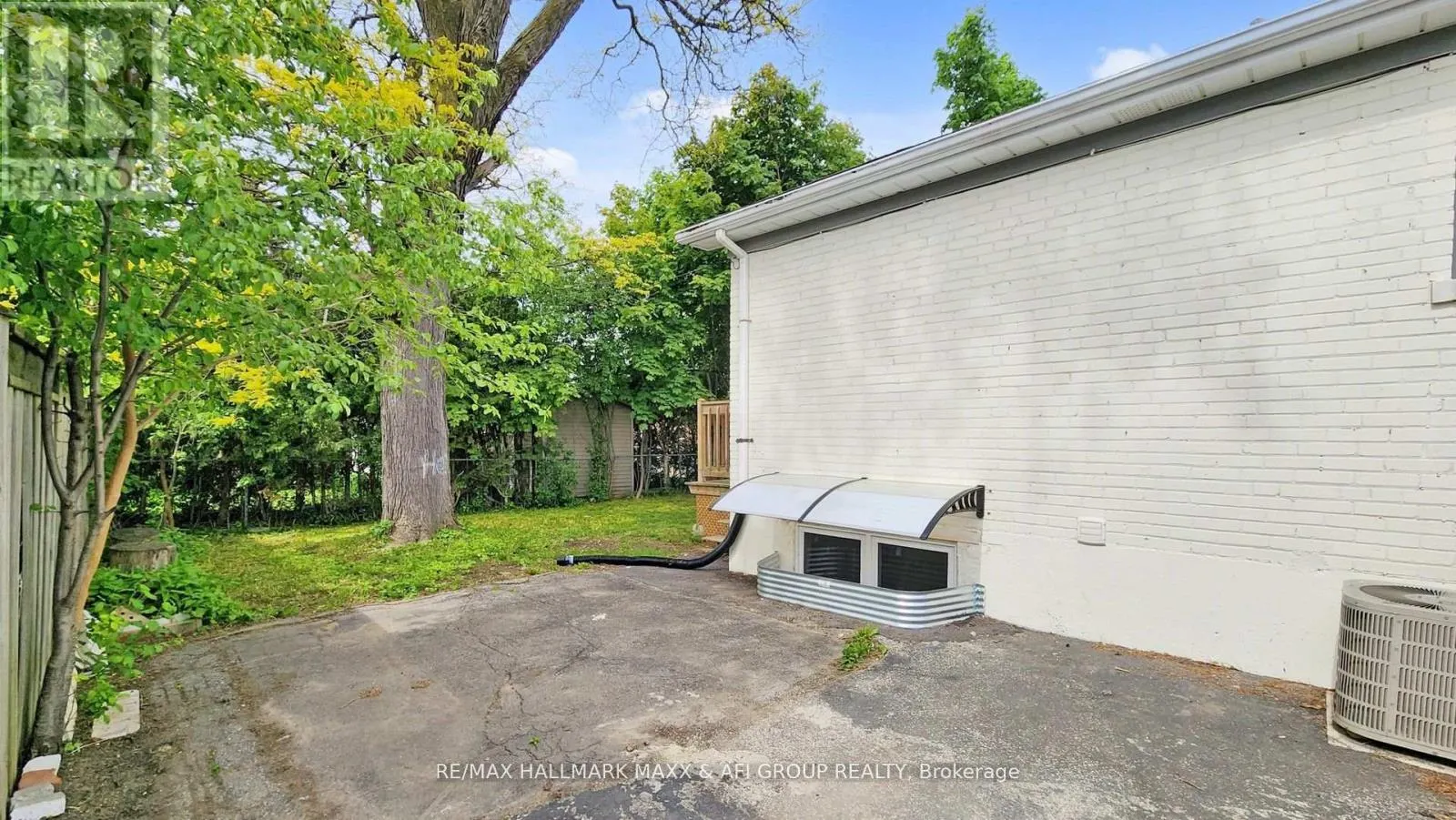 319 TAYLOR MILLS DRIVE N