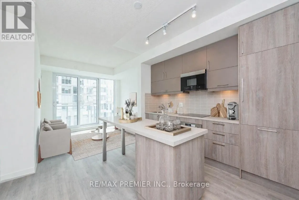 1116A - 8119 BIRCHMOUNT ROAD