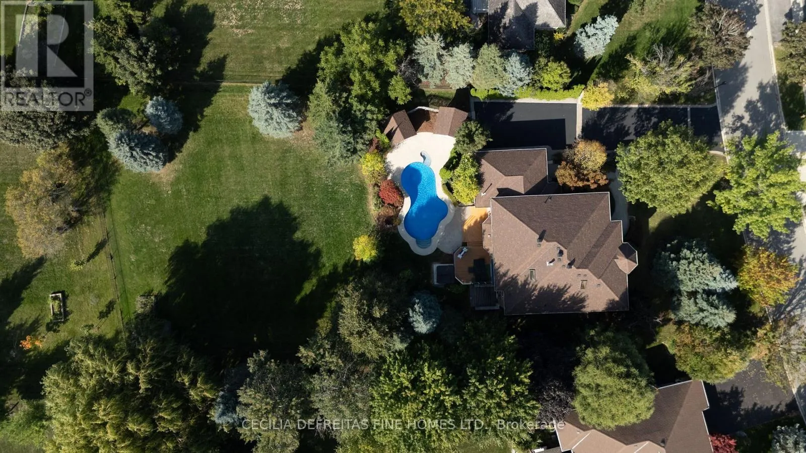 74 MACTAGGART DRIVE