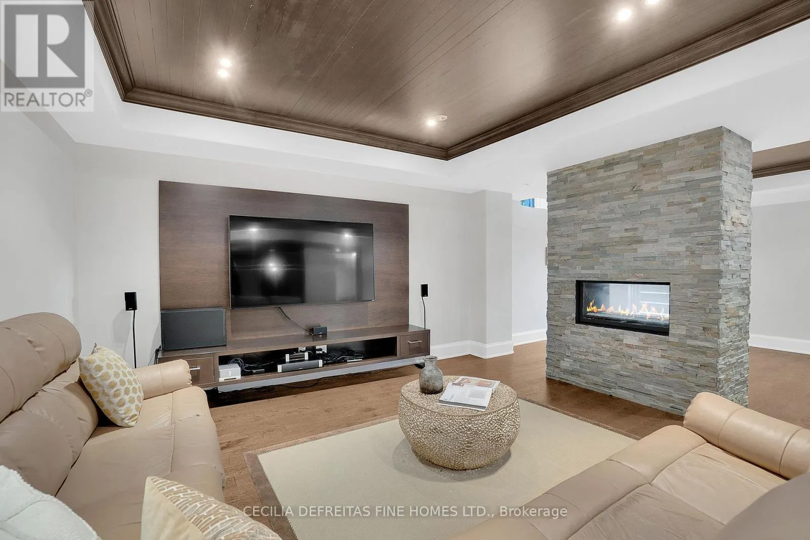 74 MACTAGGART DRIVE