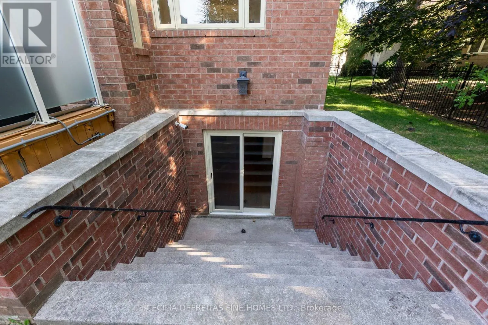 74 MACTAGGART DRIVE