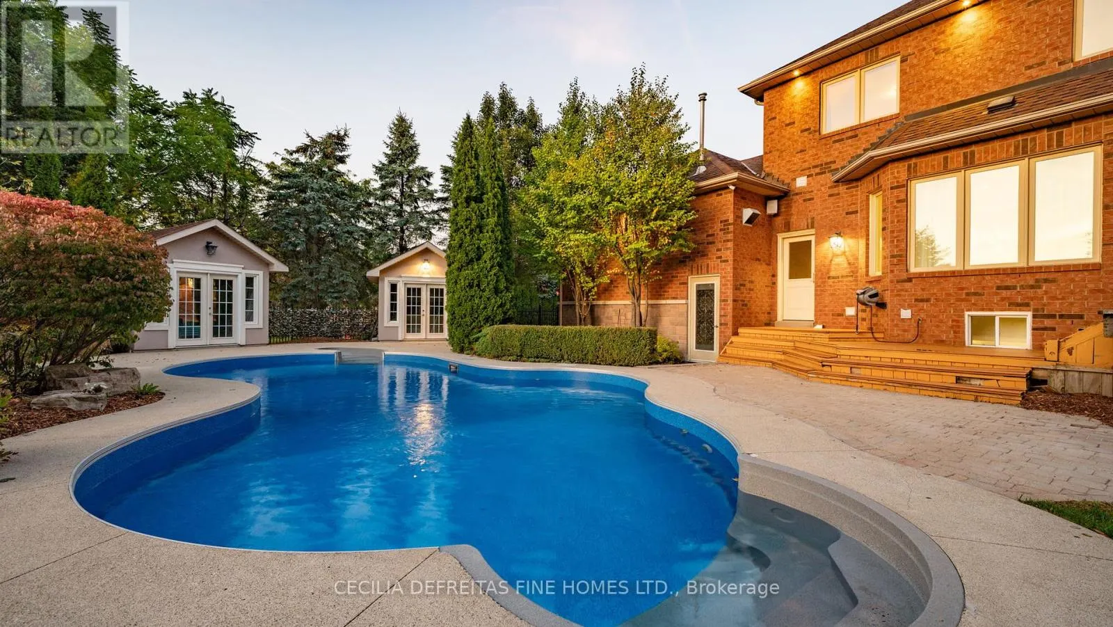74 MACTAGGART DRIVE