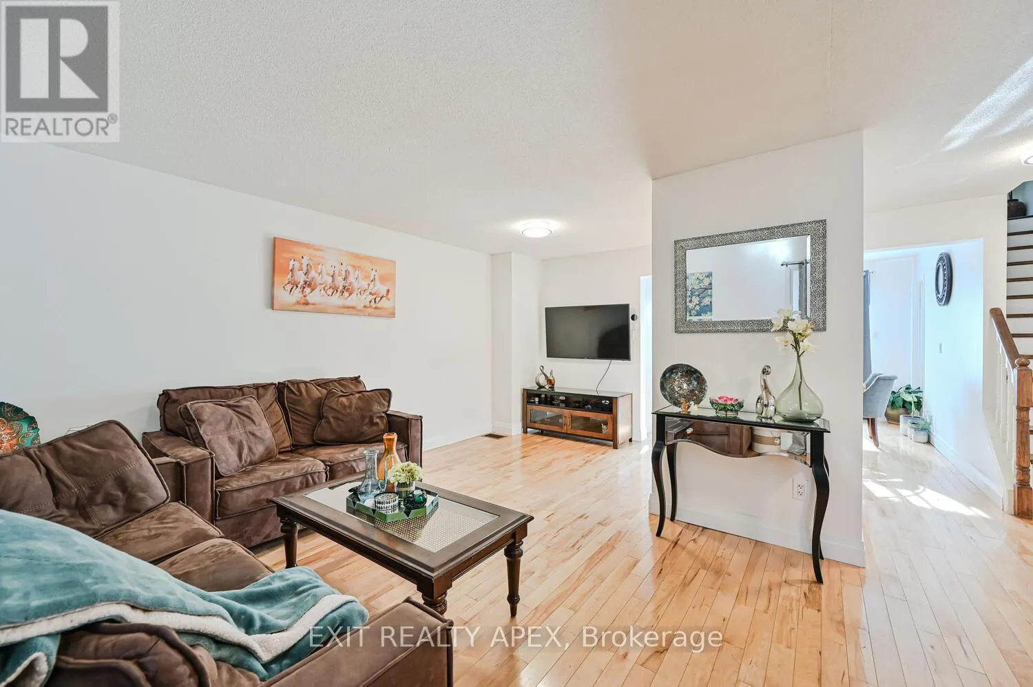 138 HEYDON AVENUE E