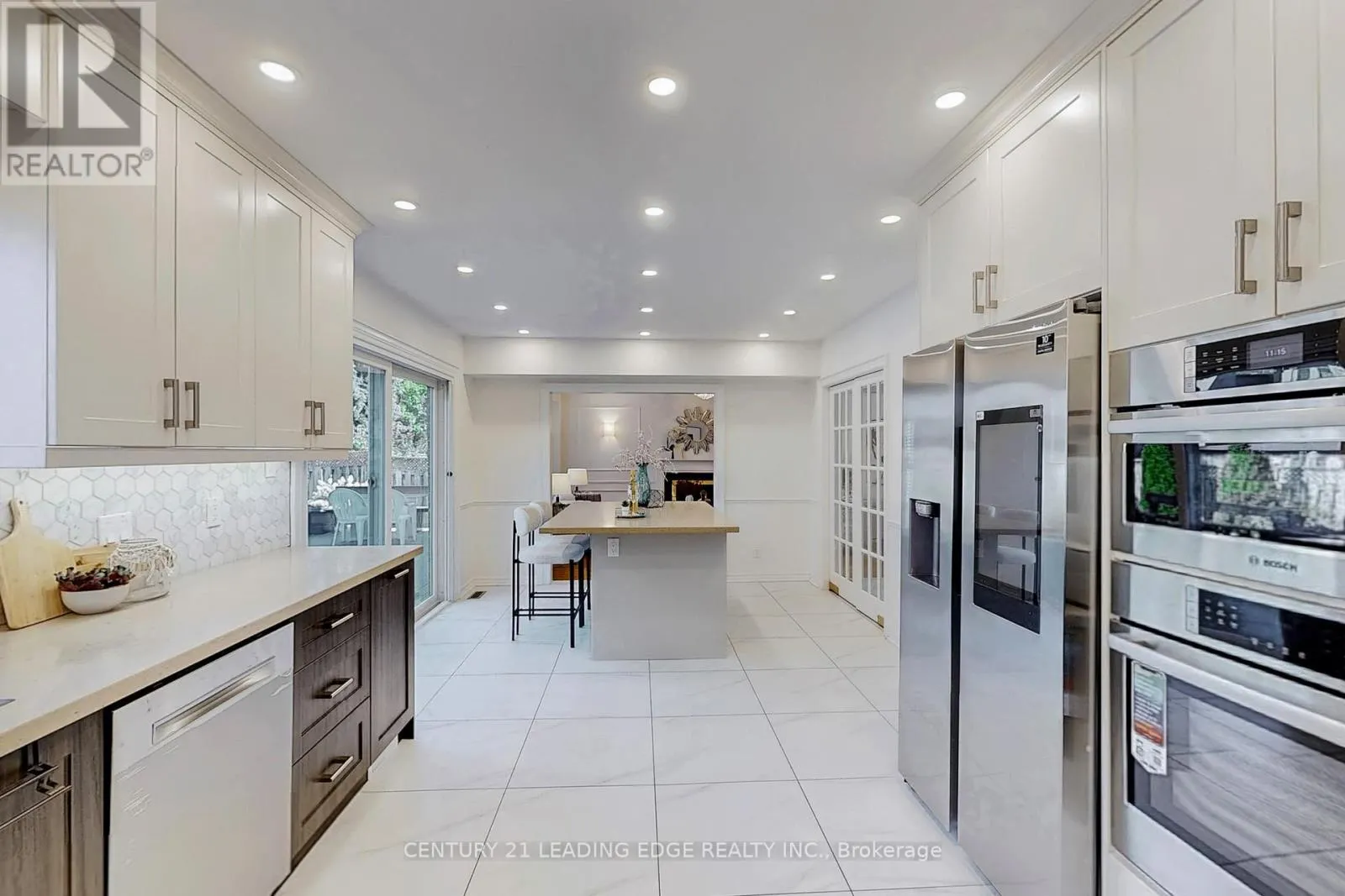 10 MACRILL ROAD