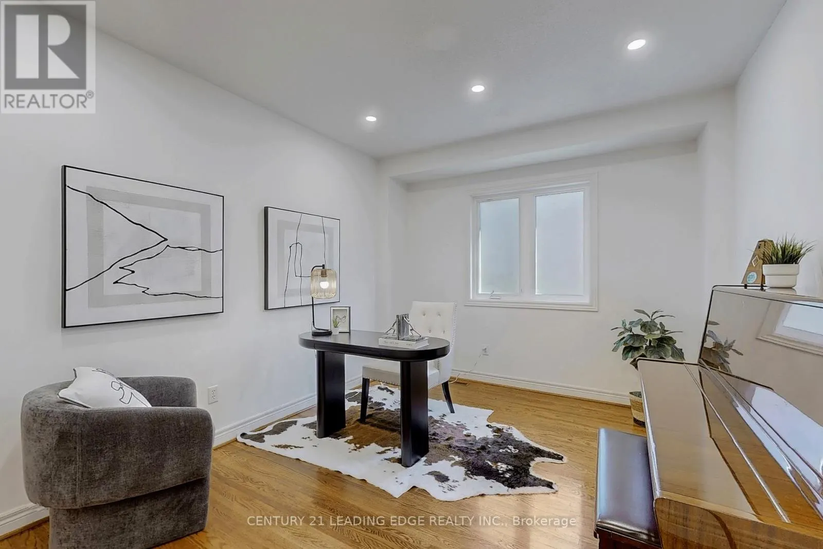 10 MACRILL ROAD