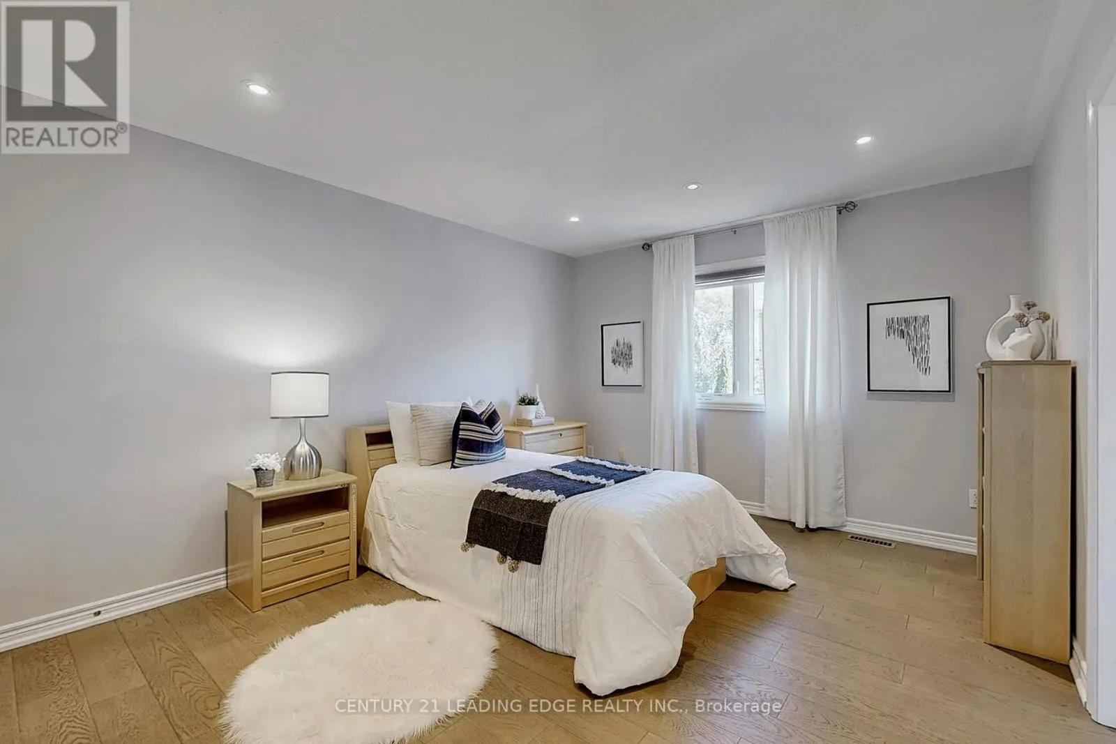 10 MACRILL ROAD