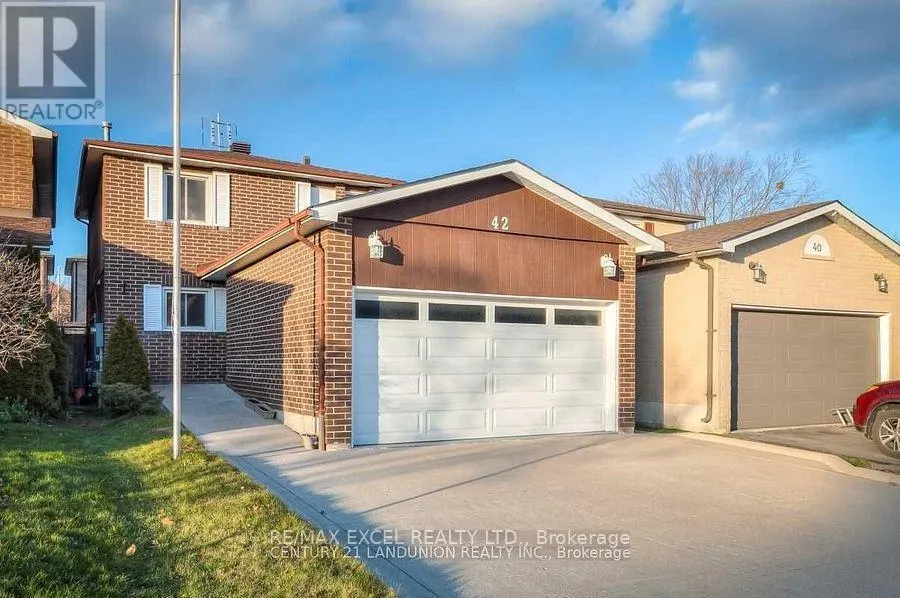 42 GRAY CRESCENT