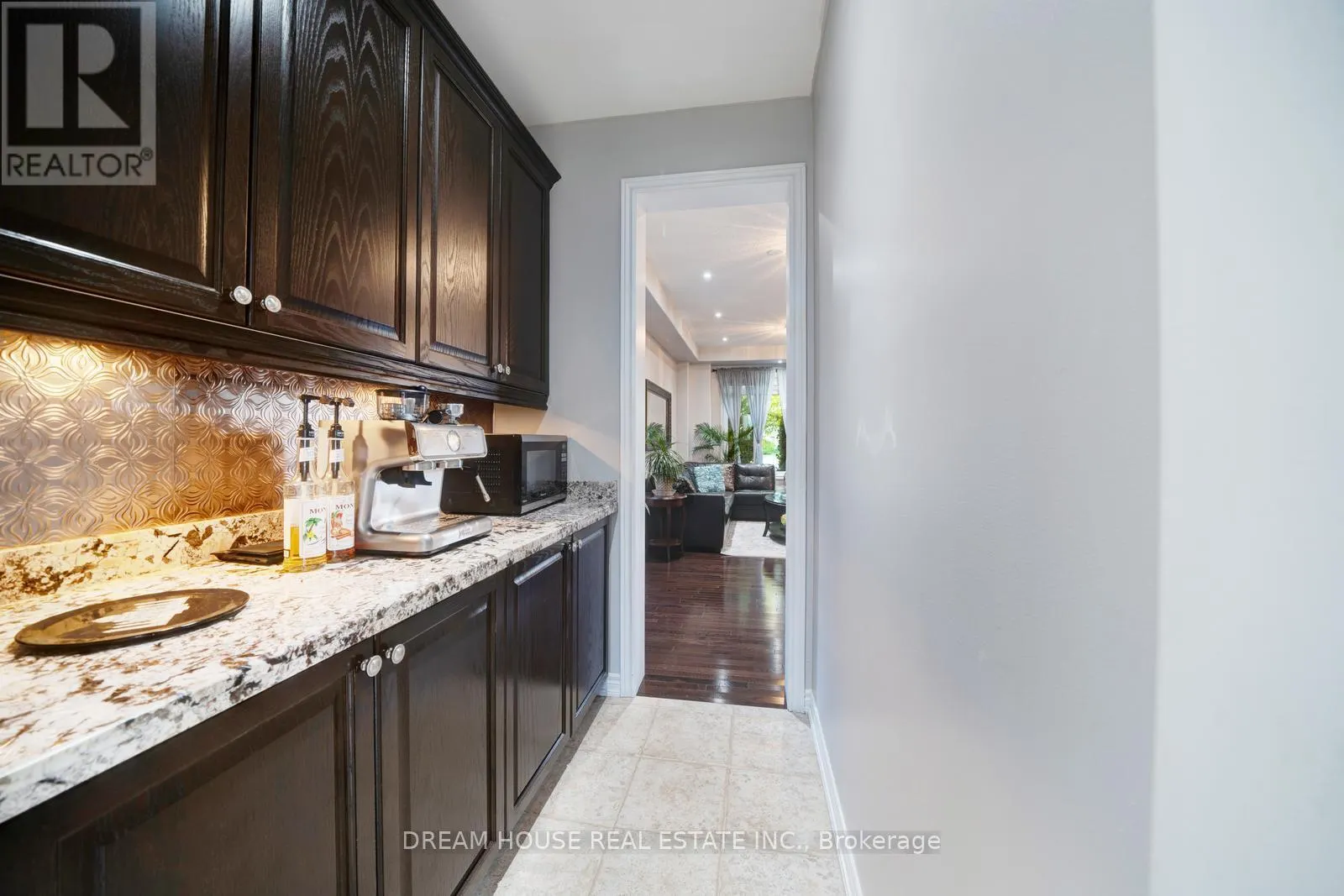 20 HEATHER DRIVE