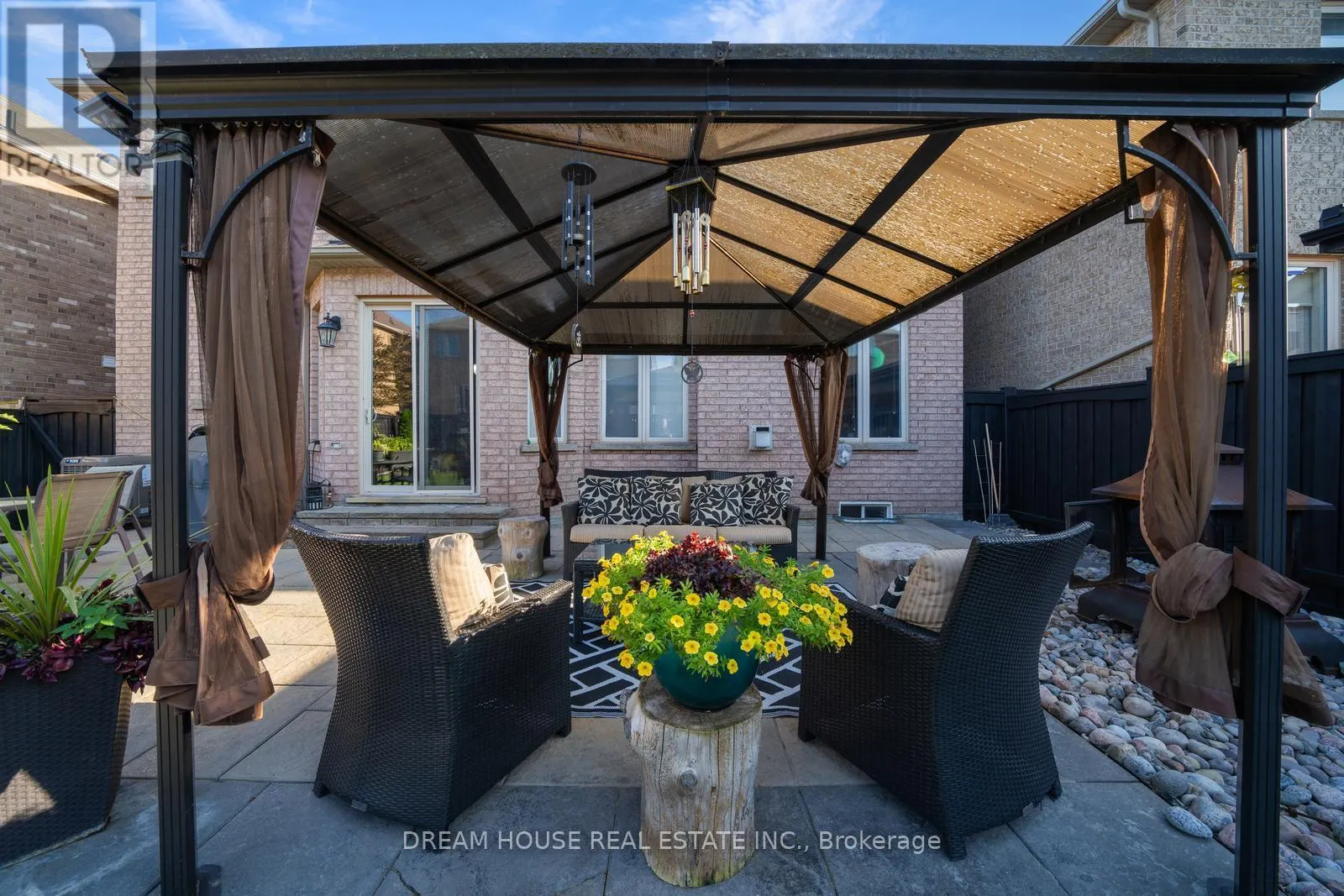 20 HEATHER DRIVE