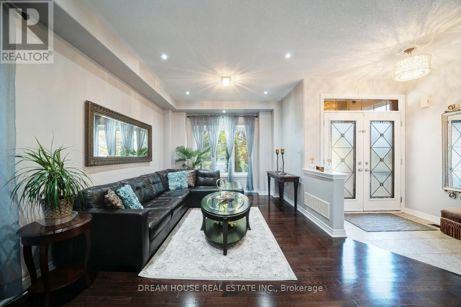 20 HEATHER DRIVE