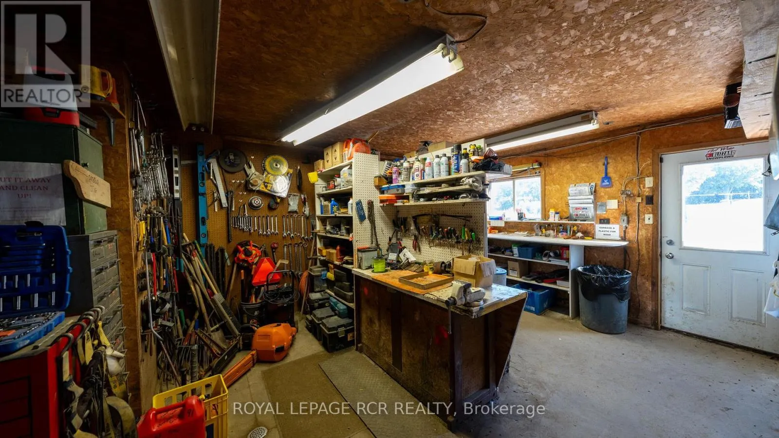 15735 HIGHWAY 27