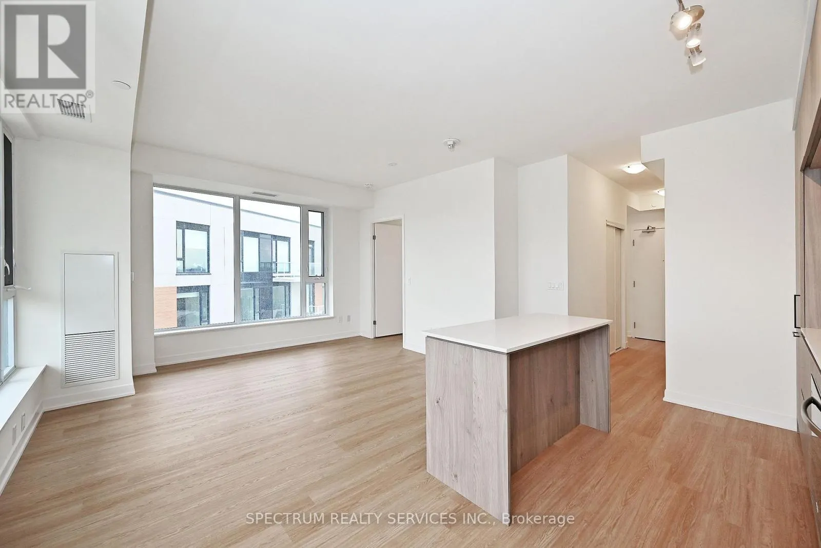1029 - 2 DAVID EYER ROAD