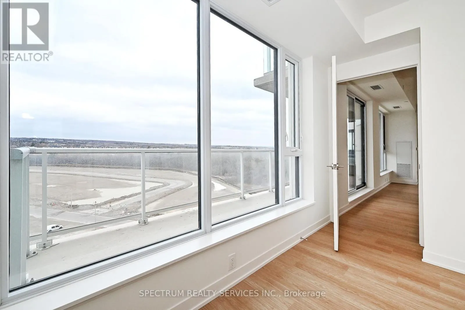1029 - 2 DAVID EYER ROAD