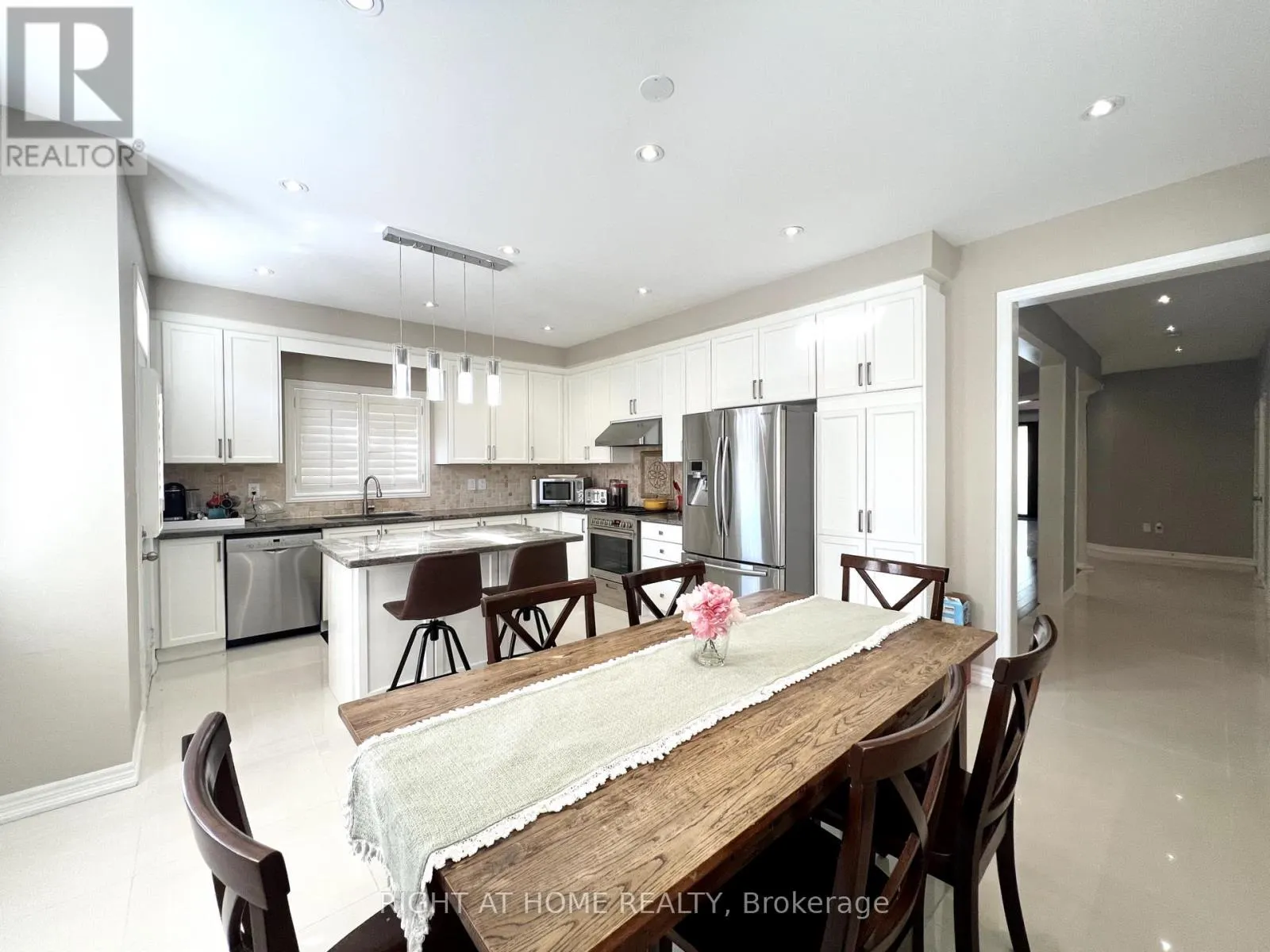 1209 MCTAVISH DRIVE