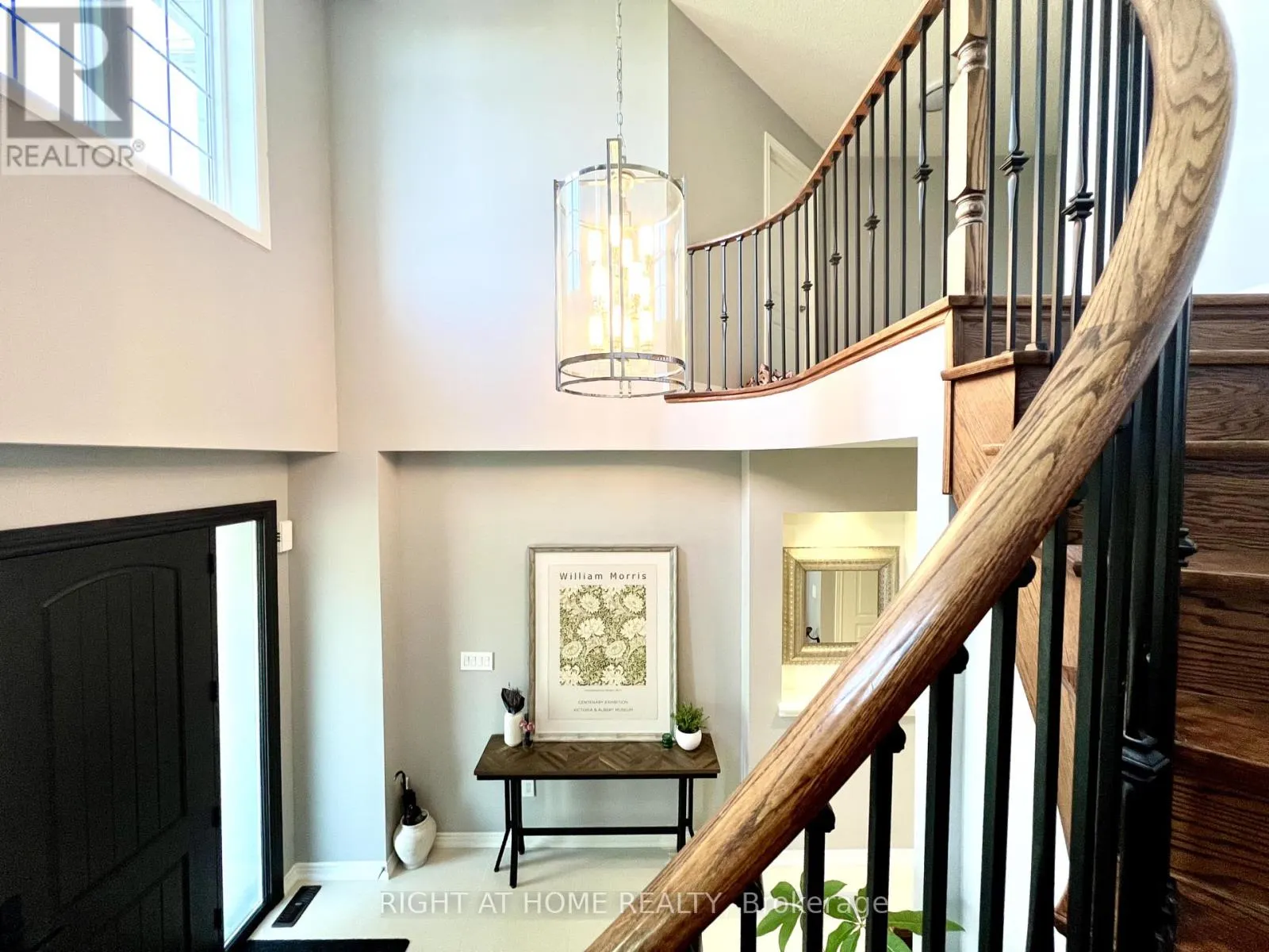 1209 MCTAVISH DRIVE