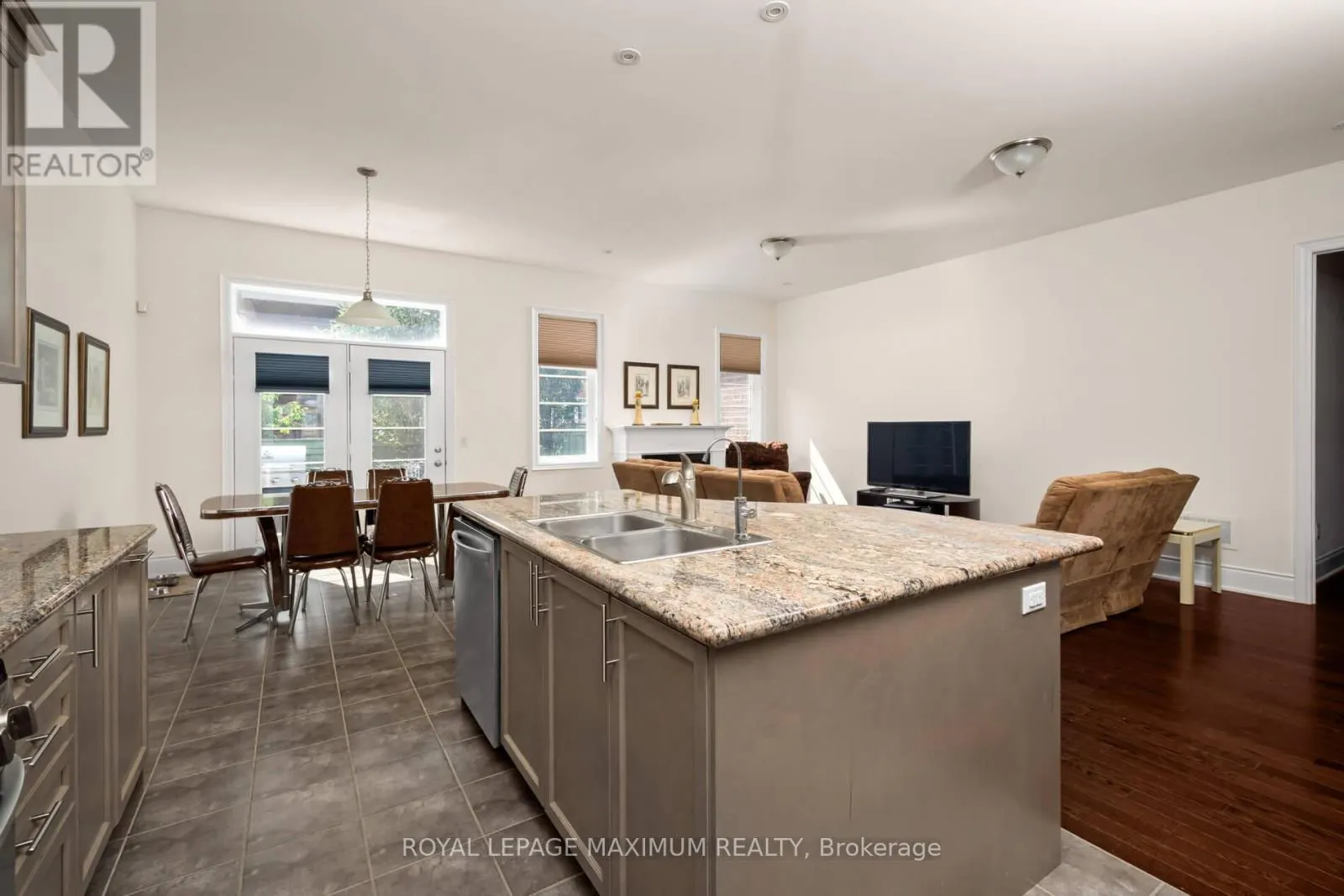 4 BLUE BEECH TRAIL