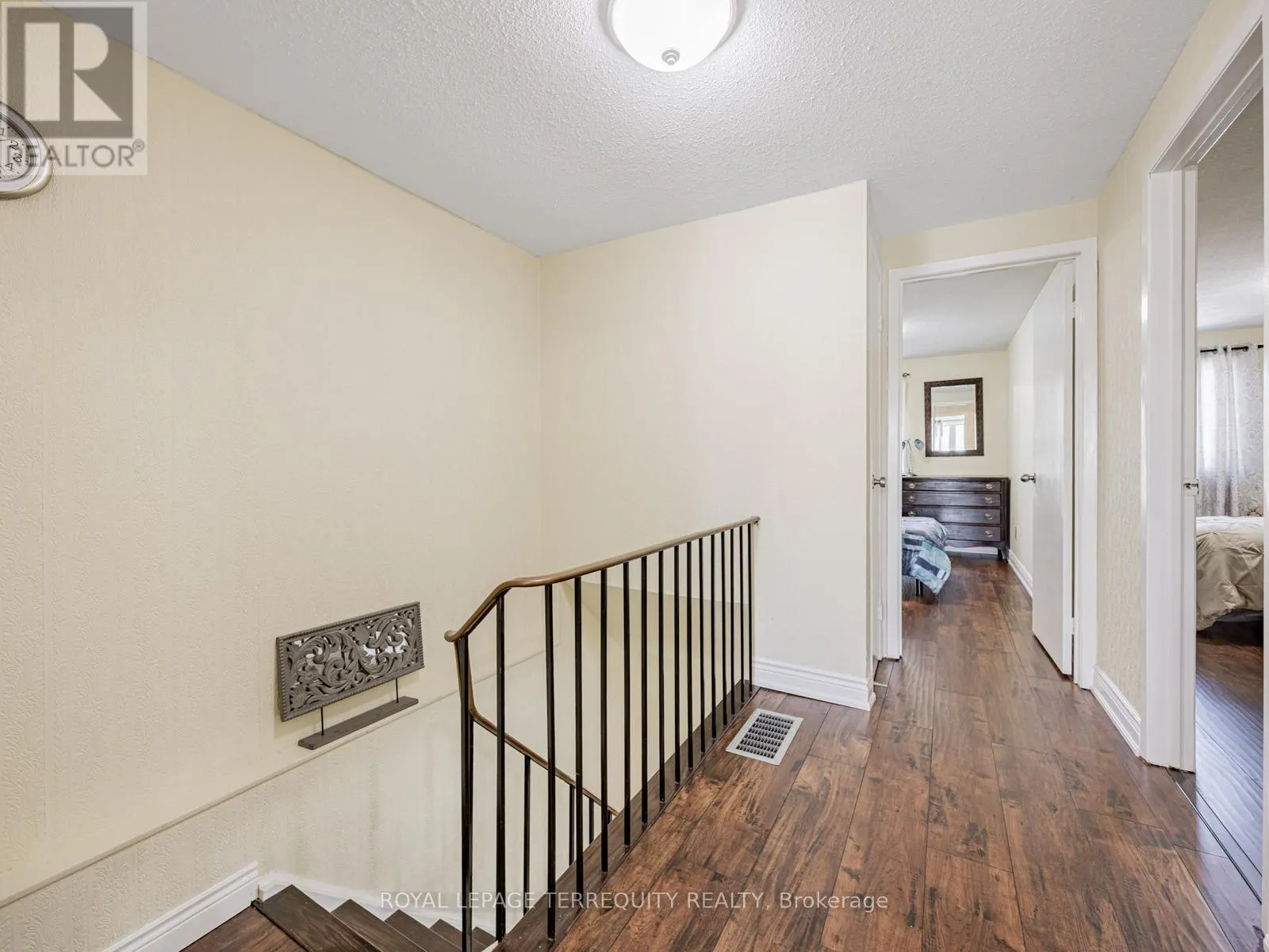 65 BOB O'LINK AVENUE